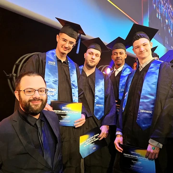 ENTREGA DE DIPLOMAS 2026: BIENVENIDOS A LOS NUEVOS ALUMNI DE EPITECH